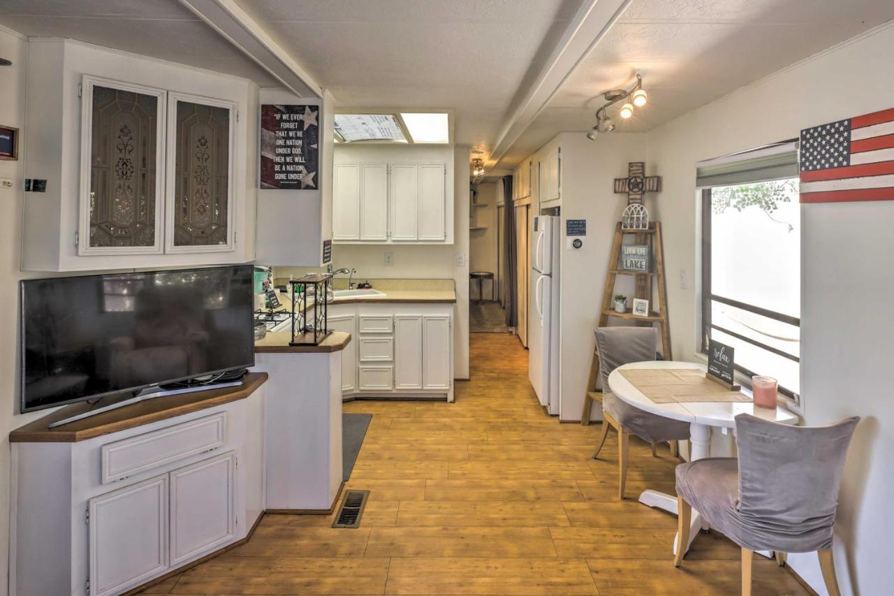 Cozy Lake Havasu City Home With Dock And Beach Access! מראה חיצוני תמונה