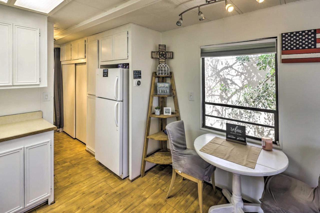 Cozy Lake Havasu City Home With Dock And Beach Access! מראה חיצוני תמונה
