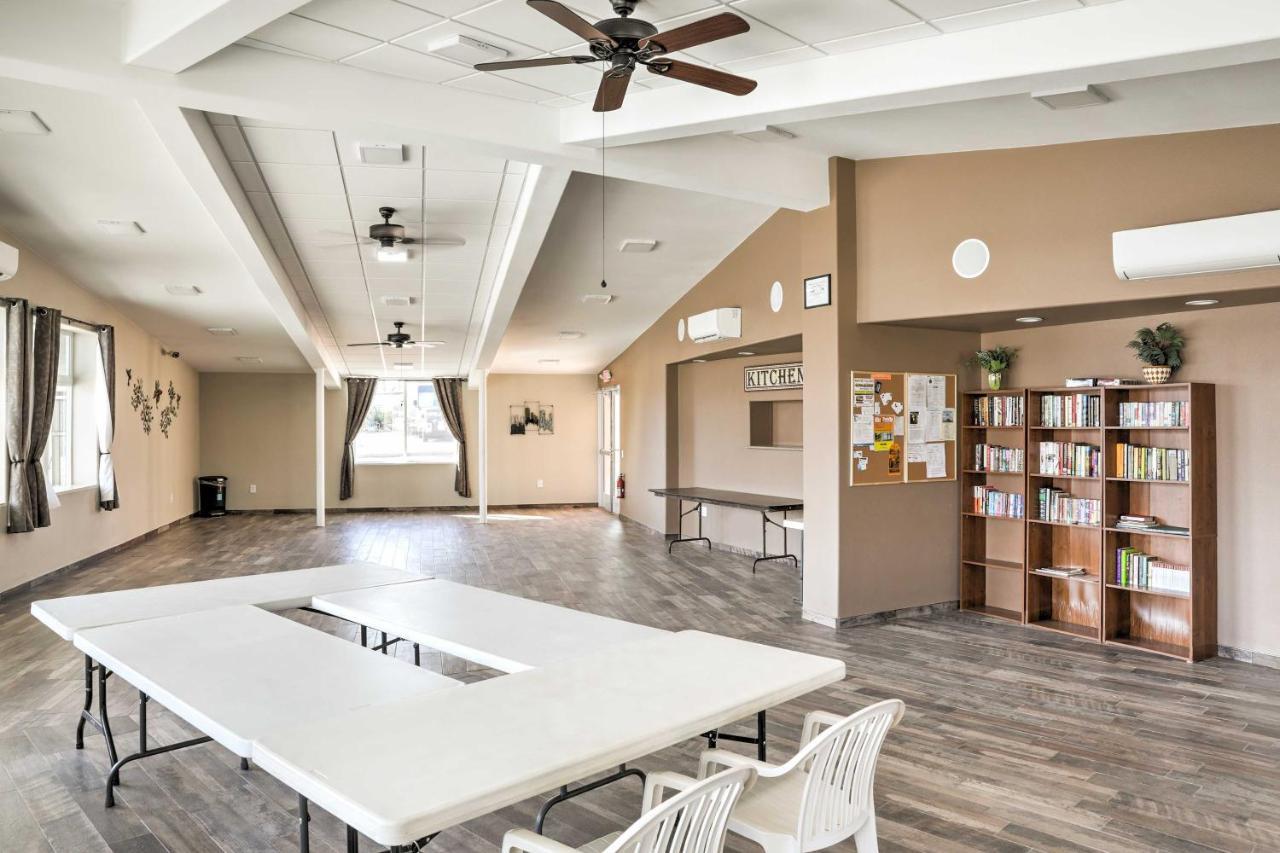 Cozy Lake Havasu City Home With Dock And Beach Access! מראה חיצוני תמונה
